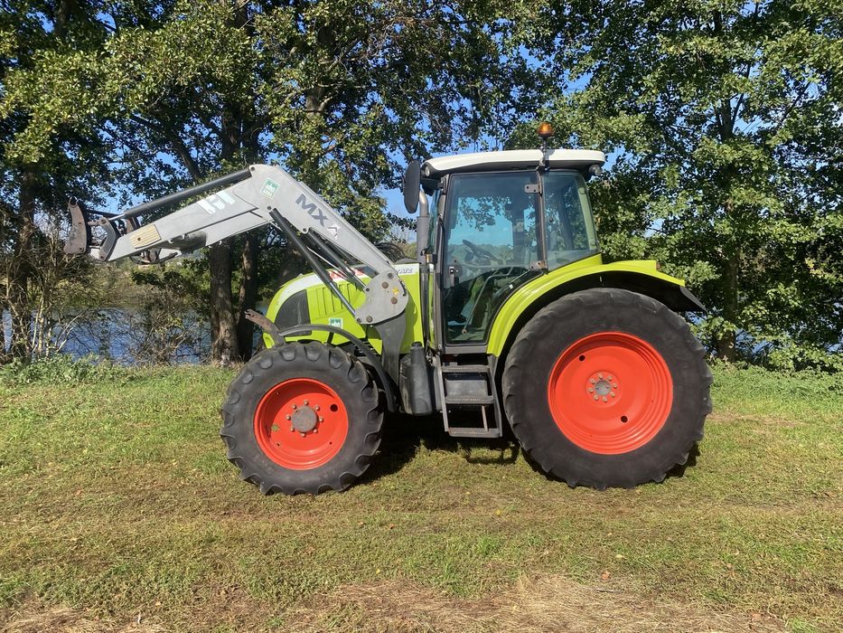 Traktor CLAAS ARES 557 ATZ . TUR . Sprowadzony