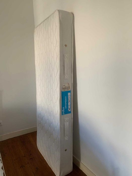 Cama Dobrável com Rodas 200cmx80cm + Colchão Incluído e Colchão Extra