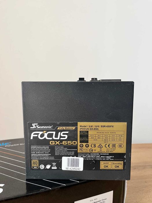 Блок живлення Seasonic Focus GX-650 650W (SSR-650FX)
