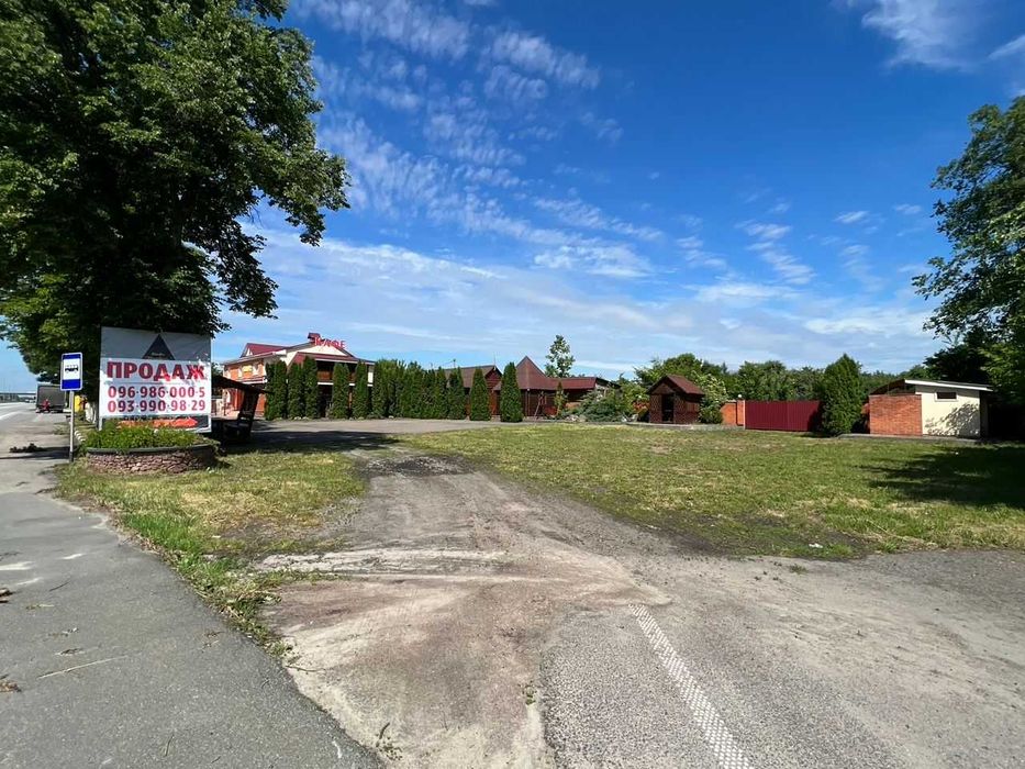 Продаж кафе,фасад траса Київ-Житомир + ділянка 75 соток