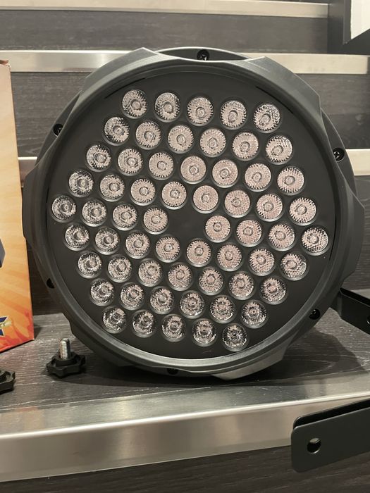 Projetores com 60 Leds Super Potentes com ventoinha NOVOS!!