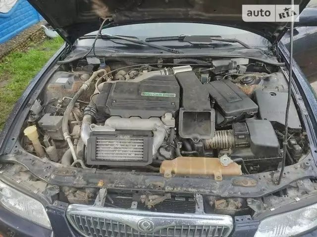 Мазда кседокс 9  1997