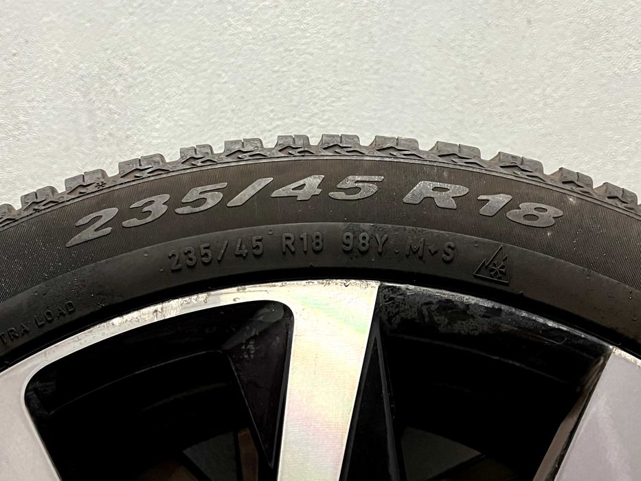 4 Jantes 18" 5x108 Peugeot/Citroen Seminovas montadas com pneus Pirelli All Season 235/45 R18.