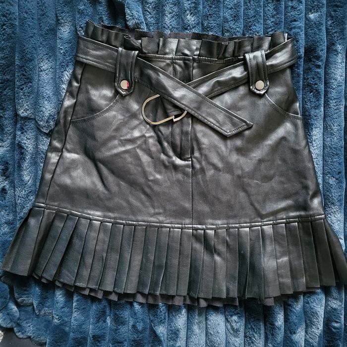 Шкіряна спідниця Zara нова   S