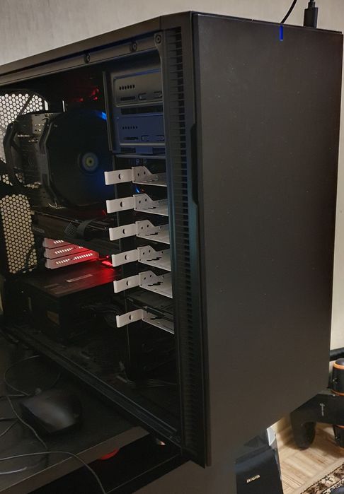 Gaming PC i7-8700K/ 16GB / M.2 500GB / 750W Gold / Win 11