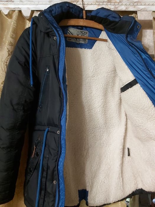 Куртка зимняя мужская размер 46.