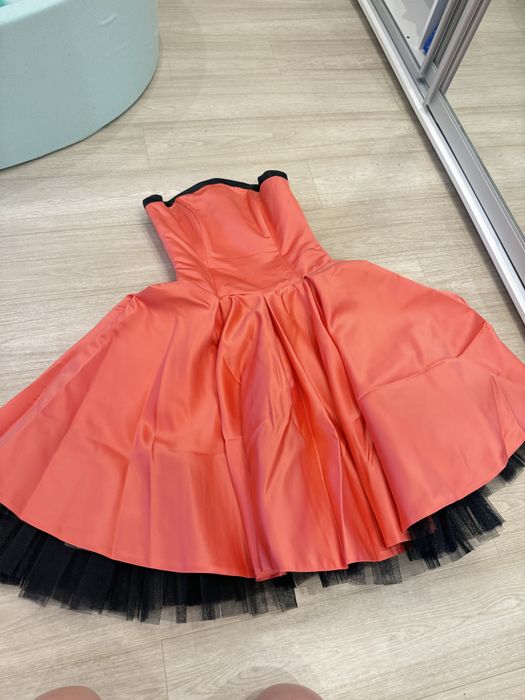 Продам сукню в стилі 80-90их