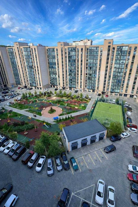 Продам 4 х кімнатну квартиру 3 окремі спальні River Park Видова 87 м2