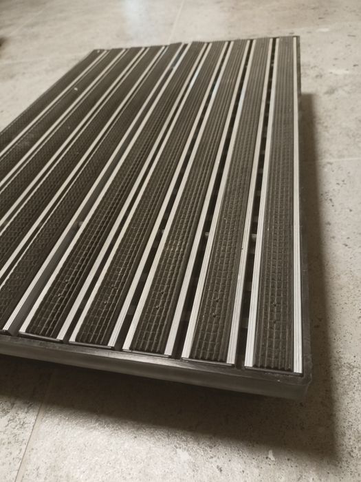 Wycieraczka aluminiowa odwodnienie