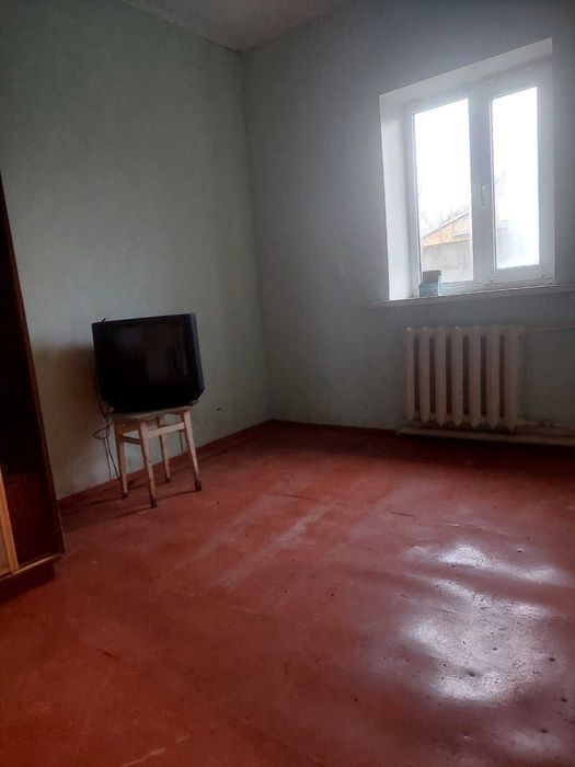 Продам в Бучі частину будинку вул.Лугова. 49800 у.о.