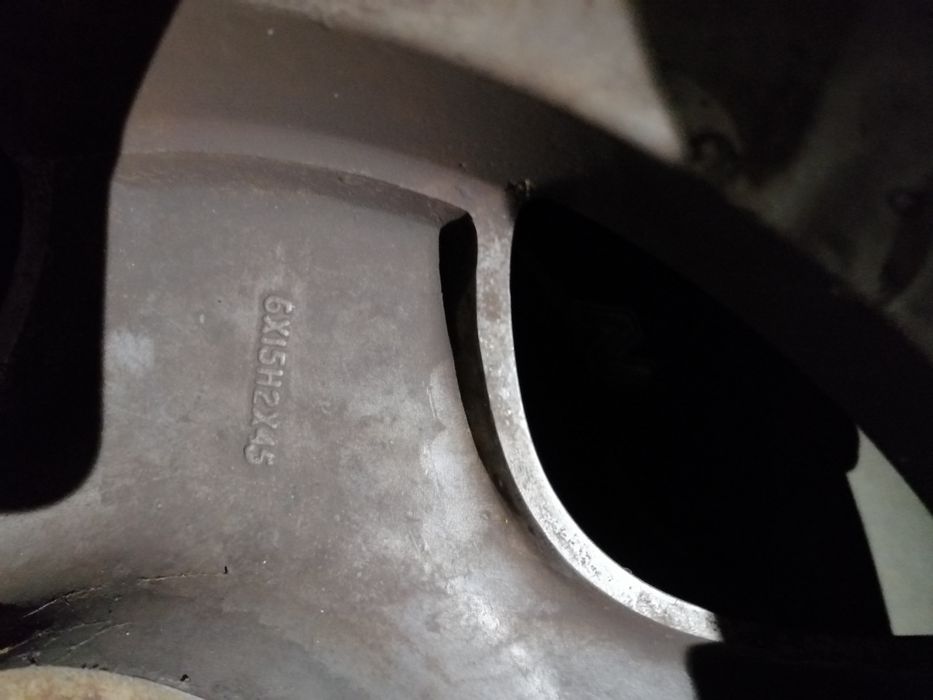 4 Jantes 15 com 2 pneus 4x100 originais Rover 216GTI