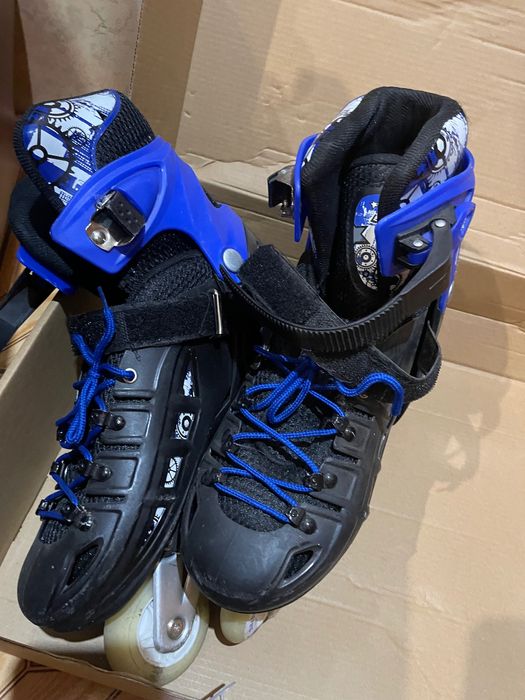 Ролики 39-42 майже нові