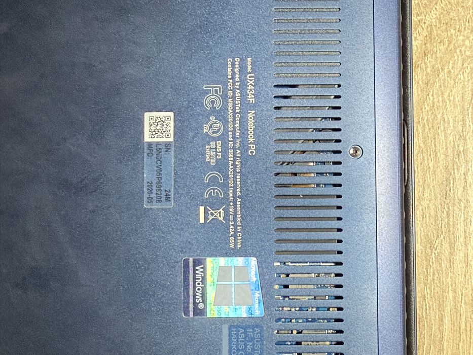 ASUS Zenbook 14