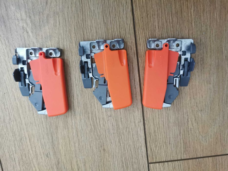 Prowadnice Blum Tandem 560H350 + mix zawiasów i nóżek