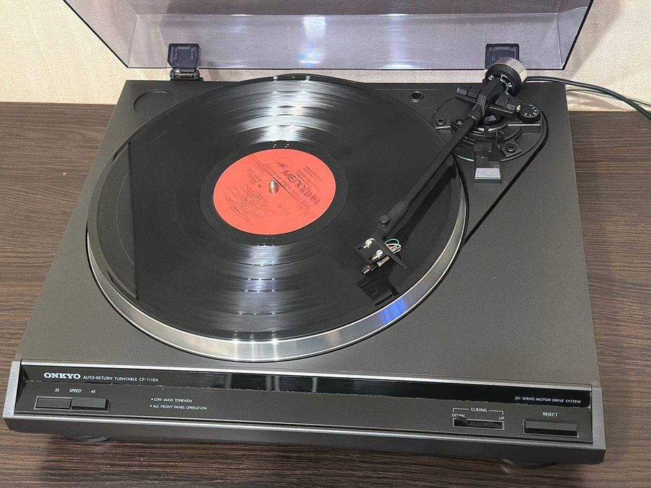 Проигрыватель винила ONKYO CP-1116A