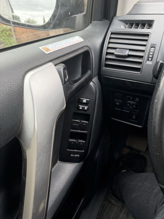 Продам Land Cruiser Prado