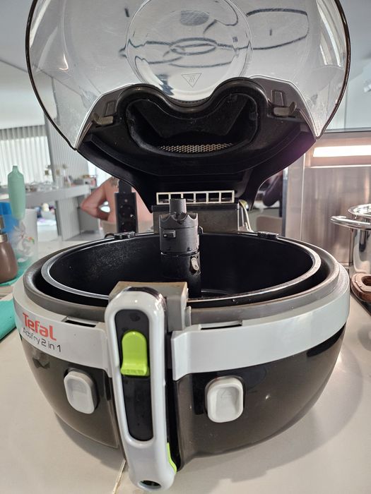 Fritadeira sem Óleo TEFAL Actifry (3L - Preto)