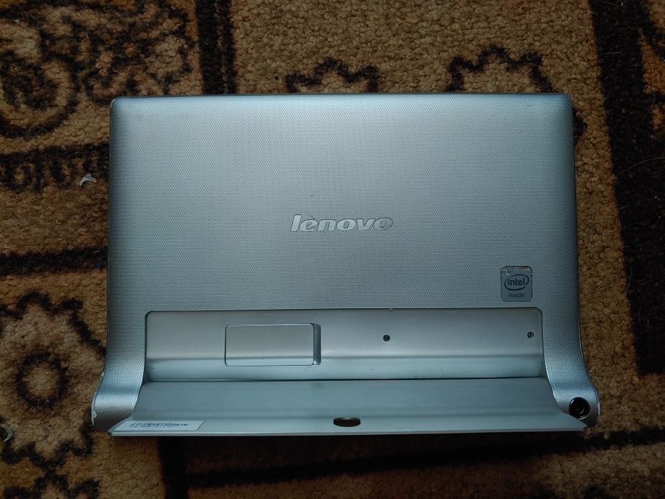Продам планшет Yoga Tablet 2(8') Wi-fi.