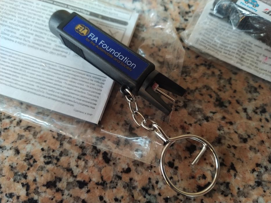 Medidor de pressão e profundidade do pneu carro camião roulote.