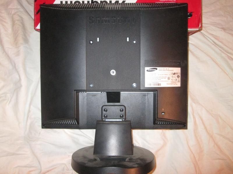 Монітор LCD 17" (43.2 см) Samsung 720N (R) монитор