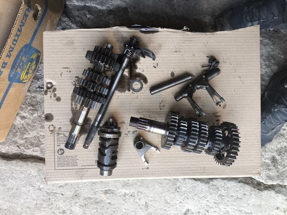 Suzuki sv 650 skrzynia biegów 2004