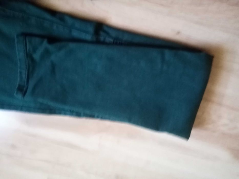 Nowe jeansy damskie butelkowa zieleń, rozmiar 40, L