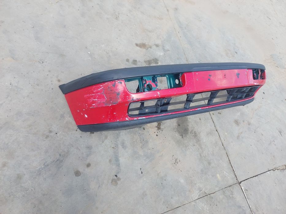 Передній бампер пасат б4