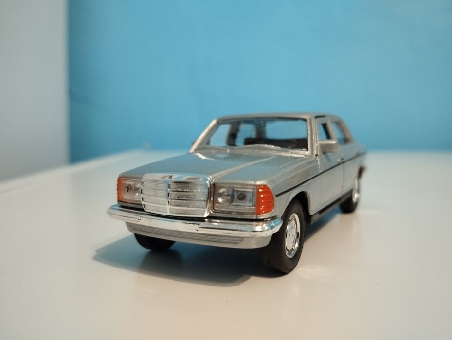 Модель авто Mercedes w123