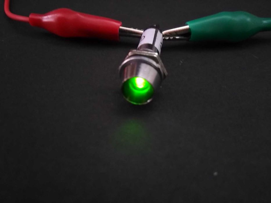 33 LED aviso 12V 8mm várias cores (para despachar)