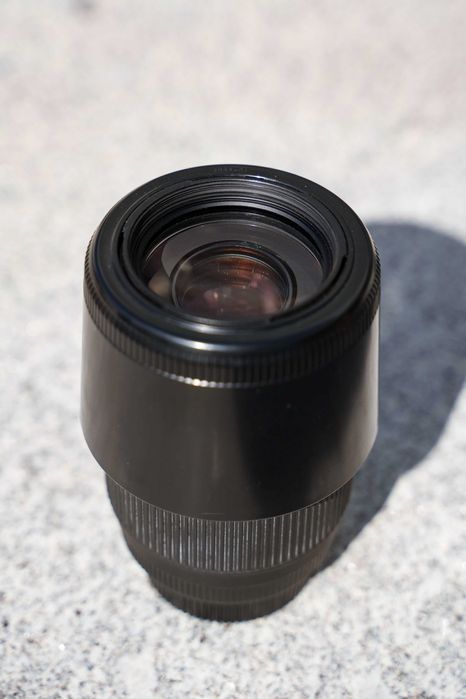 Objetiva Sigma 70-300 macro para Nikon