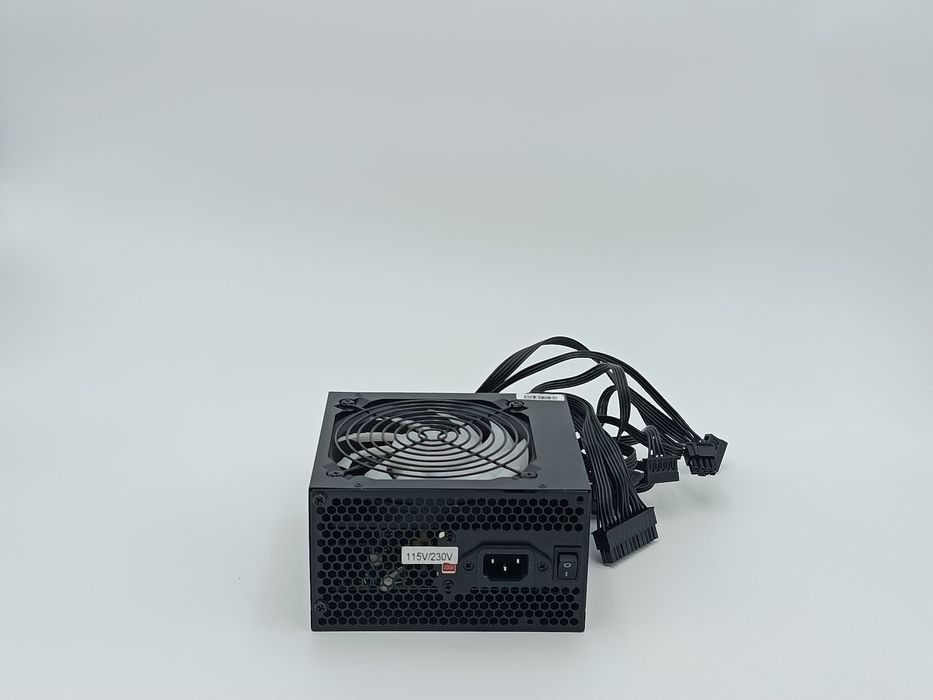 Gamingowy Zasilacz do PC IWONGOU SD600 600W