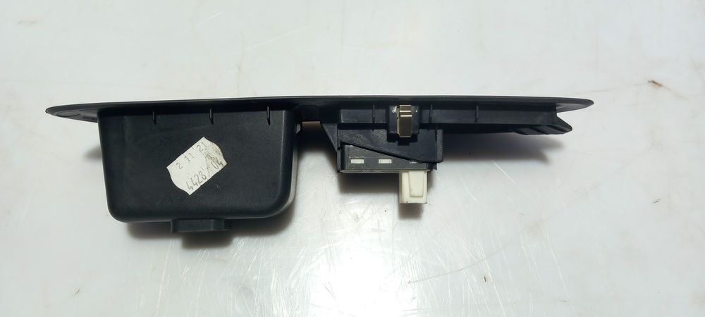 Comando / botão / interruptor vidros frente esquerdo CITROËN C4 III