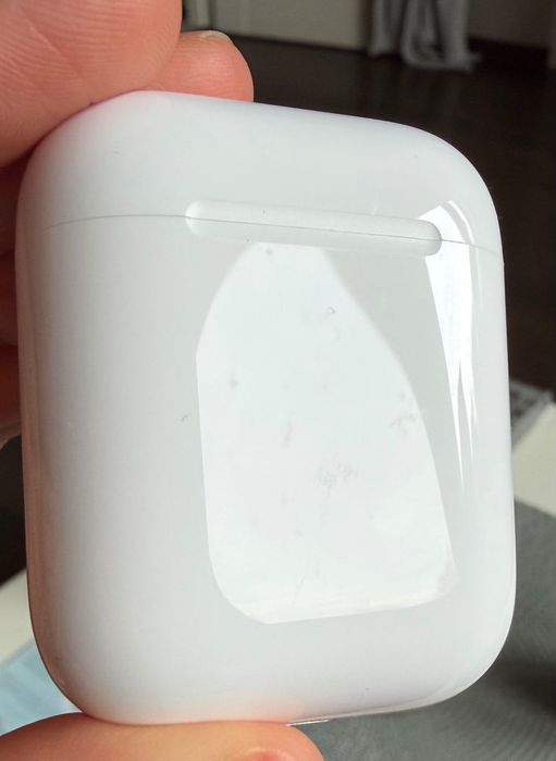 Oryginalne Apple AirPods 2. generacji z etui ładującym Douszne Biały