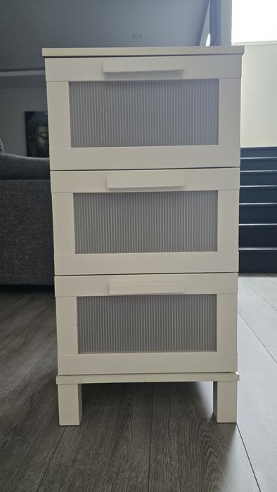 Mesa de cabeceira branca IKEA