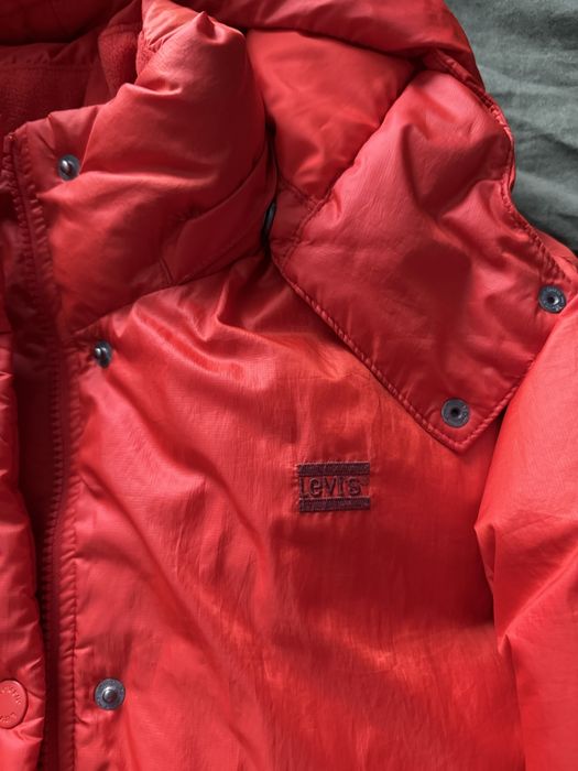 Пуховик Levis жіночий
