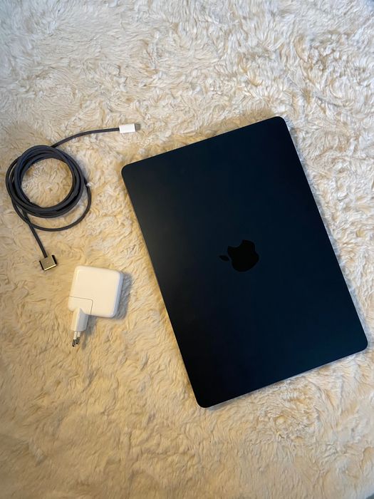 MacBook Air M2 / 512 SSD / 8GB RAM / 58 ciclos apenas