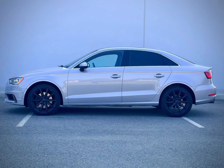 Audi A3      2015