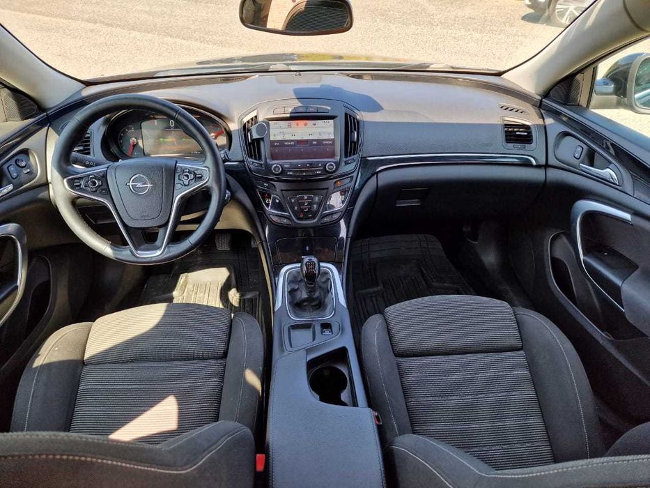 Opel Insignia Sport Tourer - OPORTUNIDADE