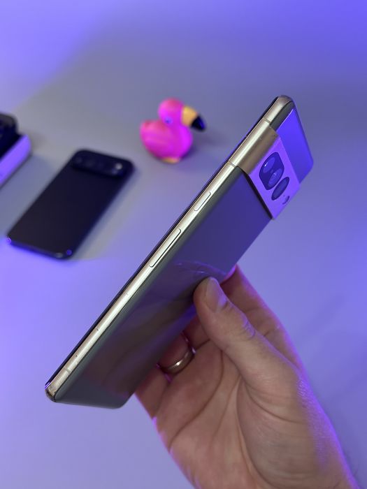 Google pixel 7 pro 12/128 neverlock фізична sim-карта можна оновляти скидати