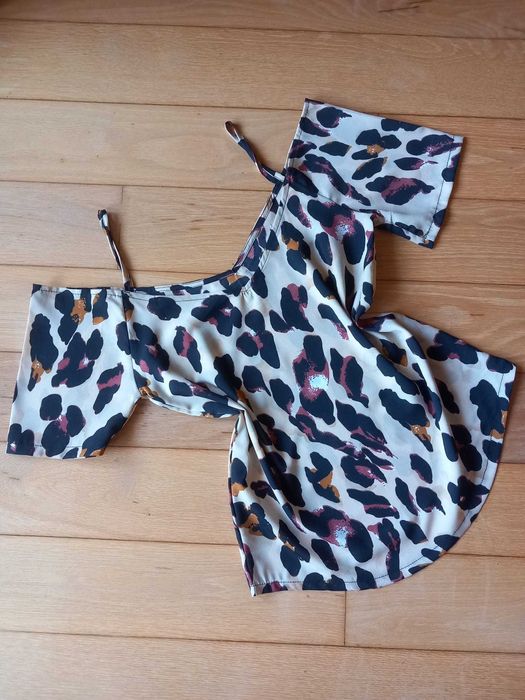 Standard Leopard Top, Size M64550721902209120