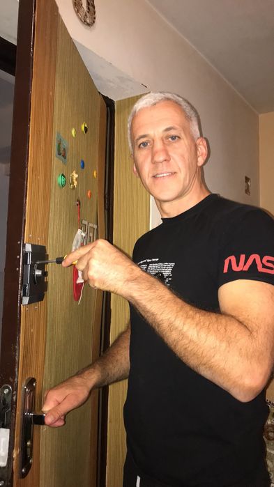 Врізка та підбір замків