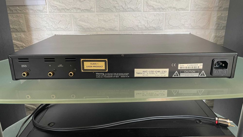 CD проигрыватель Aura CD-100