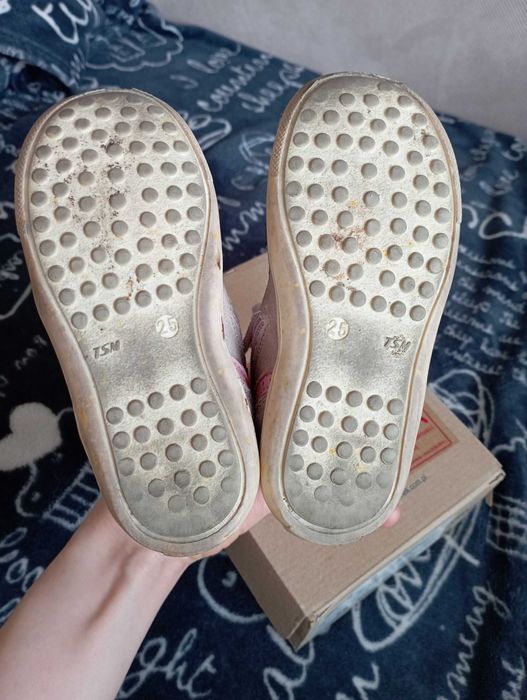 Buty dla dziewczynki trzewiki BARTEK - 25