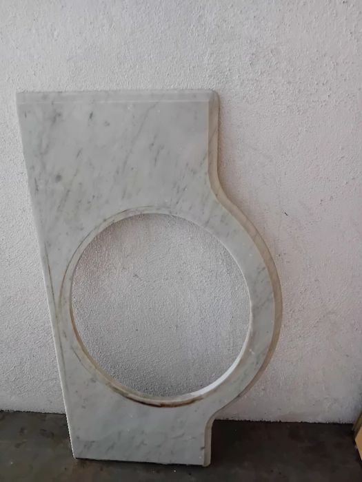 Pedra de Lavatório em mármore