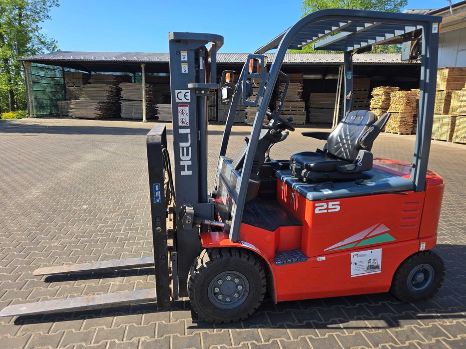 Elektryczny wózek widłowy HELI CPD25  2019r