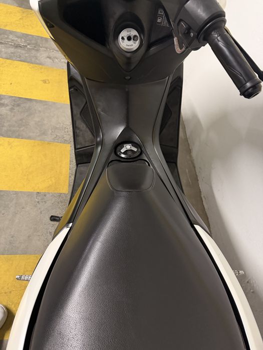 . Yamaha NMAX 125 Branca