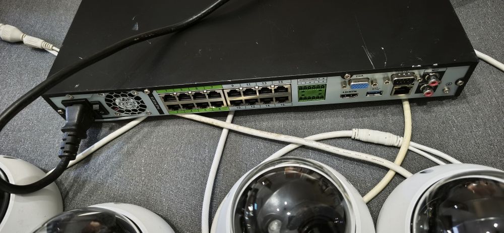 NVR POE dahua 16 canais com 8 câmaras varifocais e HDD 4TB