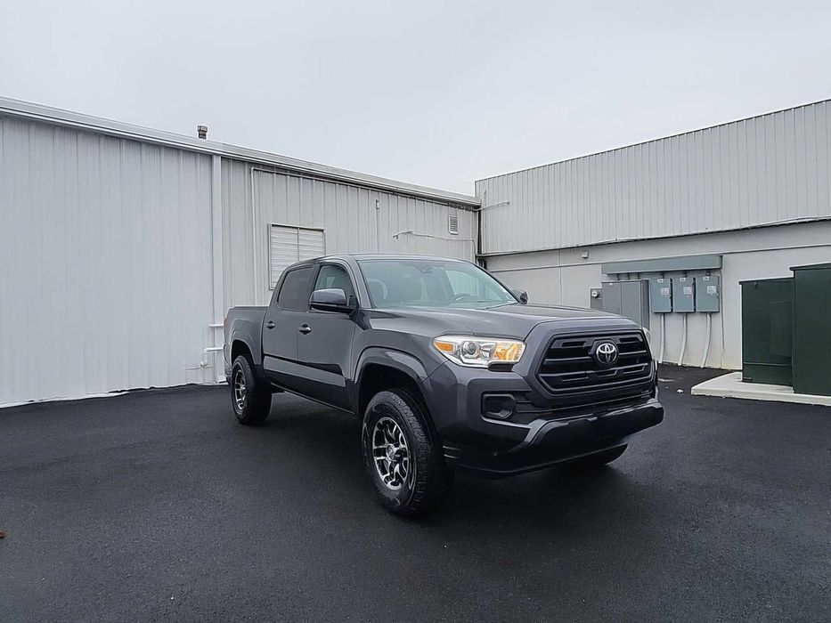 Toyota Tacoma SR V6      2019