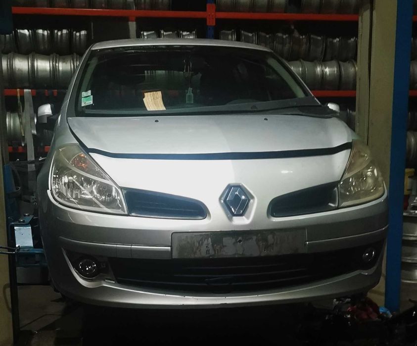 RENAULT CLIO 3 PARA PEÇAS !!