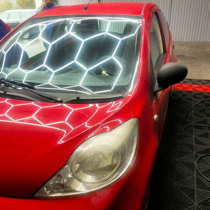 Vendo peugeot 107 1000 a gasolina do ano 2010 com 108.000 km